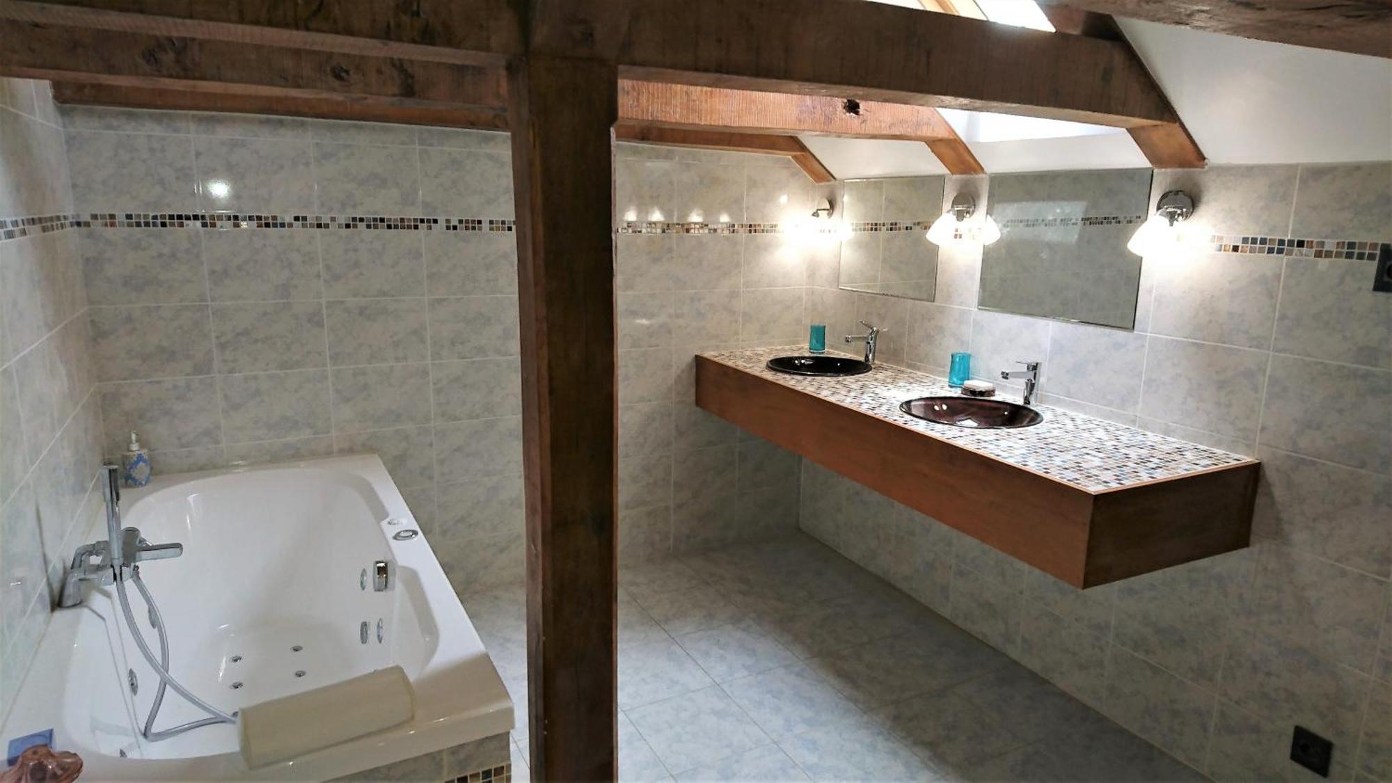 Chateau La Servayrie - Chambre D'Hotes Marcillac-Vallon エクステリア 写真